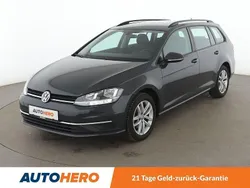 Grau Gebraucht 2019 VW Golf VII Comfortline Limousine | 17.270 € (Fairer Preis)