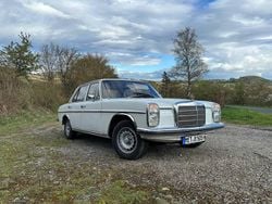 Weiß Gebraucht 1971 Mercedes W115 Limousine | 9.999 €