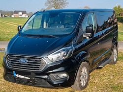 Schwarz Gebraucht 2019 Ford Tourneo Custom Van | 28.900 € (Etwas zu teuer)