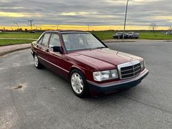 Rot Gebraucht 1991 Mercedes 190 Limousine | 6.500 €