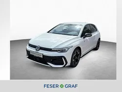 Pure white Gebraucht 2025 VW Golf VIII R-line Limousine | 32.990 € (Fairer Preis)