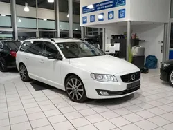 Weiß Gebraucht 2014 Volvo V70 Kombi | 7.500 € (Guter Preis)