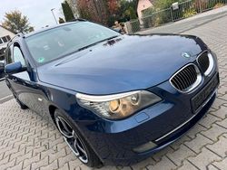 Blau Gebraucht 2009 BMW 523 Lifestyle Kombi | 9.790 € (Teuer)