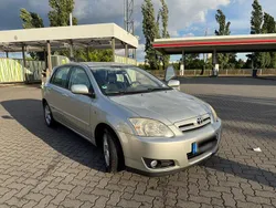 Silber Gebraucht 2006 Toyota Corolla Limousine | 3.400 € (Fairer Preis)