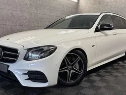 Weiß Gebraucht 2019 Mercedes E300 AMG line | 31.440 €