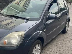 Blau Gebraucht 2008 Ford Focus Limousine | 1.250 € (Guter Preis)