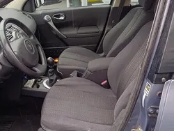 Grau Gebraucht 2003 Renault Mégane GrandTour Kombi | 1.999 €