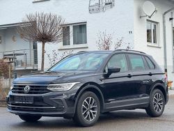 Schwarz Gebraucht 2022 VW Tiguan Life SUV | 27.590 € (Fairer Preis)