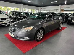 Grau Gebraucht 2009 Opel Insignia Edition Limousine | 5.470 € (Fairer Preis)
