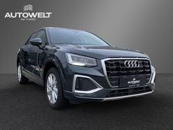 Grau Gebraucht 2025 Audi Q2 Advanced SUV | 28.290 € (Fairer Preis)
