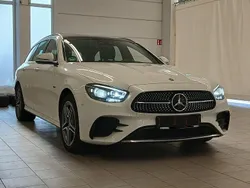 Weiß Gebraucht 2020 Mercedes E300 AMG Limousine | 29.200 € (Fairer Preis)