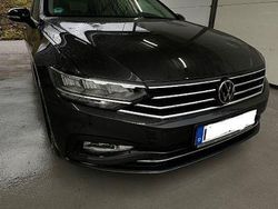 Grau Gebraucht 2021 VW Passat Business Kombi | 21.990 € (Fairer Preis)
