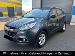 Grau Gebraucht 2011 Hyundai ix35 SUV | 6.999 € (Fairer Preis)