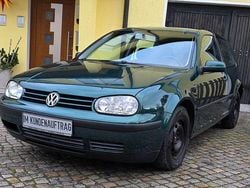 Grün Gebraucht 2002 VW Golf IV Comfortline Limousine | 650 € (Superpreis)