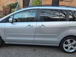 Silber Gebraucht 2007 Mazda 5 Exclusive Van / Kleinbus | 2.200 € (Guter Preis)