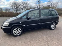 Schwarz Gebraucht 2005 Opel Zafira Njoy Van / Kleinbus | 1.480 € (Superpreis)