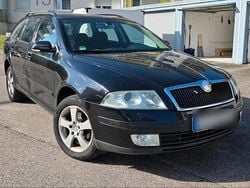 Schwarz Gebraucht 2005 Skoda Octavia Kombi | 1.390 € (Guter Preis)
