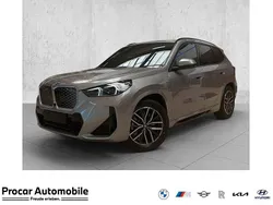 Silber Neu 2025 BMW iX1 M Sport SUV | 54.980 € (Fairer Preis)