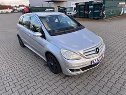 Silber Gebraucht 2008 Mercedes B180 Van / Kleinbus | 5.999 € (Etwas zu teuer)