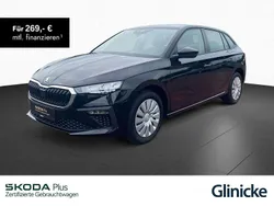 Schwarz Gebraucht 2024 Skoda Scala Essence Kleinwagen | 19.633 € (Guter Preis)