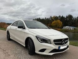 Weiß Gebraucht 2013 Mercedes CLA180 Limousine | 14.750 € (Teuer)
