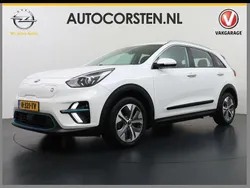 Weiß Gebraucht 2020 Kia e-Niro 2 SUV | 19.895 € (Guter Preis)