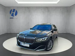 Sophistograu brillanteffekt me Gebraucht 2020 BMW 740 Sport Line Limousine | 58.970 €