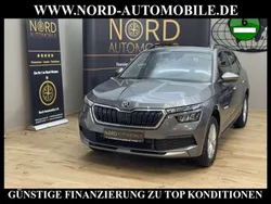 Graphitegrau metallic (metallic) Gebraucht 2022 Skoda Kamiq Ambition SUV | 14.990 € (Guter Preis)