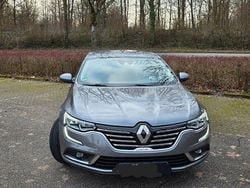 Grau Gebraucht 2020 Renault Talisman Initiale Paris Limousine | 22.300 € (Etwas zu teuer)