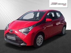 Rot Gebraucht 2020 Toyota Aygo X-play Kleinwagen | 10.250 € (Fairer Preis)