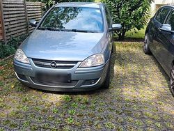 Grau Gebraucht 2004 Opel Corsa Kleinwagen | 2.599 € (Teuer)