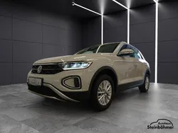 Ascotgrau (grau) Gebraucht 2024 VW T-Roc Life SUV | 26.435 € (Guter Preis)