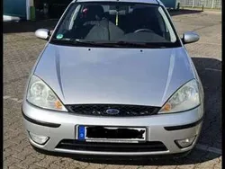 Gebraucht 2004 Ford Focus Futura Limousine | 1.100 € (Fairer Preis)