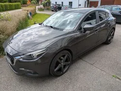 Grau Gebraucht 2018 Mazda 3 Exclusive-Line Limousine | 13.400 € (Etwas zu teuer)