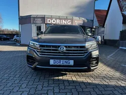 Siliziumgrau metallic Gebraucht 2019 VW Touareg R-line SUV | 40.000 € (Superpreis)
