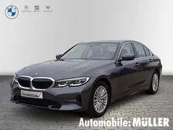 Mineralgrau metallic Gebraucht 2021 BMW 318 Sport Line Limousine | 27.450 € (Fairer Preis)