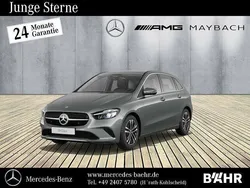 lack mountaingrau (metallic) Gebraucht 2024 Mercedes B180 Progressive Van / Kleinbus | 30.750 € (Guter Preis)