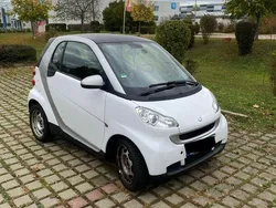 Weiß Gebraucht 2011 Smart ForTwo Coupé Coupé | 2.800 € (Fairer Preis)