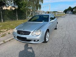 Grau Gebraucht 2007 Mercedes CLK200 Elegance | 3.750 € (Guter Preis)