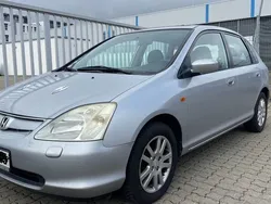 Silber Gebraucht 2001 Honda Civic LS Limousine | 2.700 € (Etwas zu teuer)