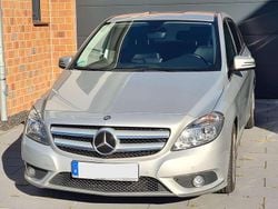Silber Gebraucht 2012 Mercedes B180 Van / Kleinbus | 9.870 € (Guter Preis)