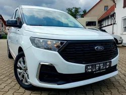 Weiß Gebraucht 2024 Ford Grand Tourneo Connect Titanium Van / Kleinbus | 28.999 € (Superpreis)