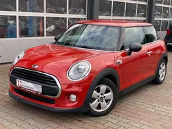 Blazing red ii metallic Gebraucht 2016 Mini ONE Kleinwagen | 9.700 € (Fairer Preis)