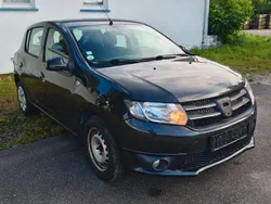 Schwarz Gebraucht 2013 Dacia Sandero Lauréate Kleinwagen | 3.332 €