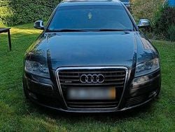Silber Gebraucht 2008 Audi A8 Comfort Limousine | 12.999 € (Teuer)