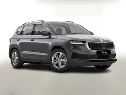 Blackmagic perleffekt Neu 2025 Skoda Karoq Selection SUV | 34.735 € (Guter Preis)