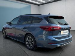 Blau Gebraucht 2023 Ford Focus ST-Line Kombi | 23.899 € (Fairer Preis)