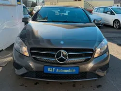 Braun Gebraucht 2013 Mercedes A180 Limousine | 10.900 € (Fairer Preis)