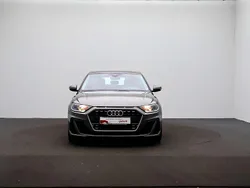 Grau Gebraucht 2019 Audi A1 Sportback S-Line Kleinwagen | 16.999 € (Guter Preis)