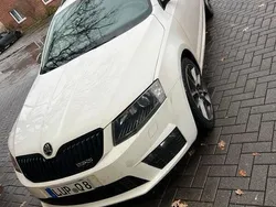 Weiß Gebraucht 2015 Skoda Octavia RS Kombi | 10.999 € (Fairer Preis)